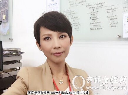 蔡少芬晒短发自拍照 与老公张晋大秀恩爱(2)